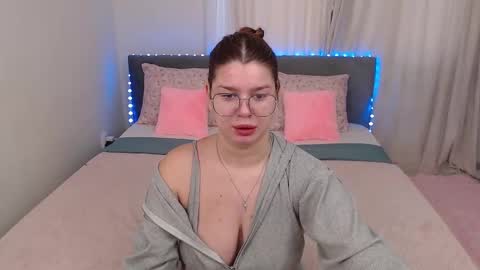 Snapshot of melaniecarterr chatting on 23, 11, 2025 Melanie online show from 23, 11, 2025