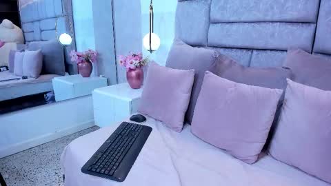 melaniee_joness online show from 18, 2, 2026