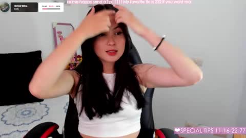 Snapshot of melanieev chatting on 13, 2, 2025 mel online show from 13, 2, 2025