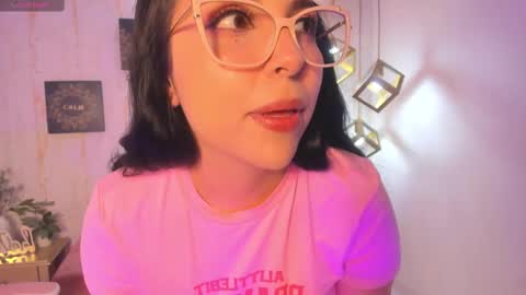 Snapshot of melaniegrayx chatting on 5, 3, 2025 melaniegrayx online show from 5, 3, 2025