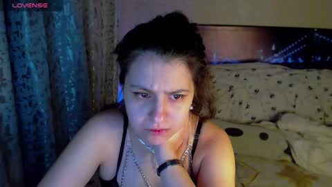 Melanie Milena online show from 17, 12, 2024