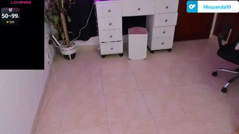 Snapshot of melannie_10 chatting on 6, 7, 2026 Mel Independent model online show from 6, 7, 2026