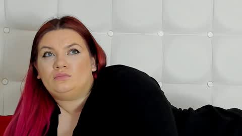 melanniebrown online show from 5, 3, 2025