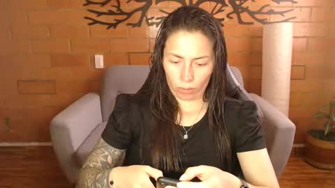 Snapshot of melanny_69 chatting on 20, 11, 2025 Melanny online show from 20, 11, 2025