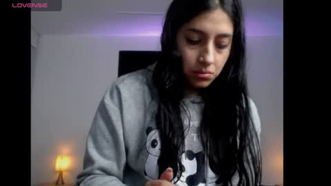 Snapshot of melanny_petite chatting on 23, 7, 2026 melanny_petite online show from 23, 7, 2026