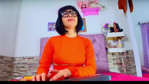 Melanny taylor online show from 29, 11, 2025