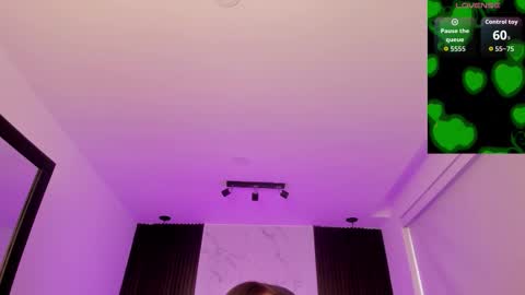 Snapshot of melany_heaven chatting on 23, 10, 2025 melany_heaven online show from 23, 10, 2025