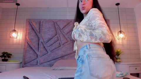 Snapshot of melany_heaven chatting on 8, 6, 2026 melany_heaven online show from 8, 6, 2026