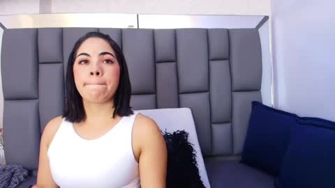 Snapshot of melany_roberts_ chatting on 22, 5, 2026 Melany online show from 22, 5, 2026