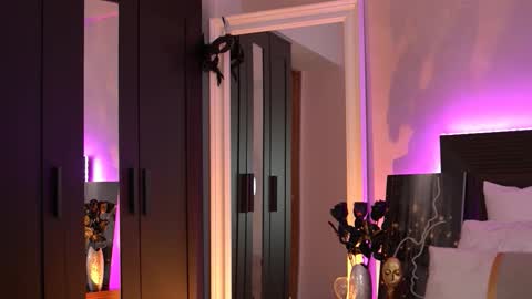 Snapshot of melanyass chatting on 11, 11, 2025 Mellanya online show from 11, 11, 2025