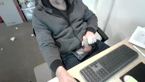 melbguy_075 online show from 22, 6, 2026