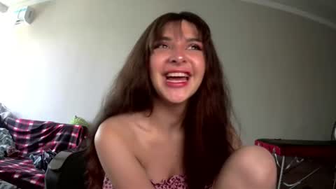 Snapshot of melena_caramel chatting on 24, 7, 2026 melena_caramel online show from 24, 7, 2026