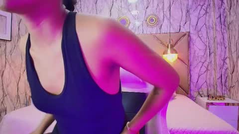MELII EBONY online show from 27, 10, 2025