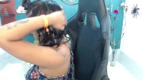 Snapshot of melika_sweet chatting on 1, 3, 2025 eli online show from 1, 3, 2025