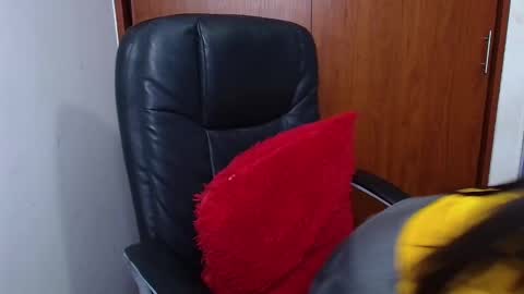 Snapshot of melika_sweet chatting on 21, 9, 2025 eli online show from 21, 9, 2025