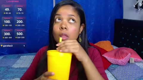 Snapshot of melika_sweet chatting on 15, 10, 2025 eli online show from 15, 10, 2025