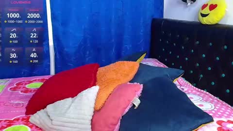 Snapshot of melika_sweet chatting on 20, 10, 2025 eli online show from 20, 10, 2025