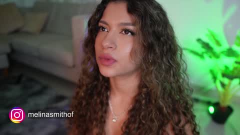 MelinaSmith  online show from 17, 1, 2025