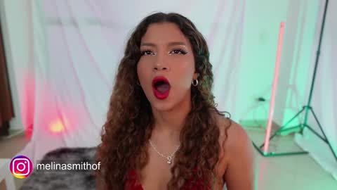 MelinaSmith  online show from 28, 1, 2025