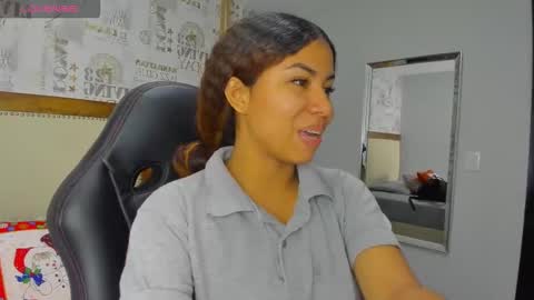 M E L I N A  online show from 17, 12, 2025