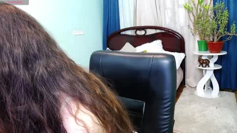 Melina online show from 3, 2, 2025