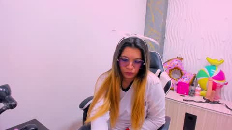 Snapshot of melisa_14 chatting on 27, 6, 2026 Melisa online show from 27, 6, 2026