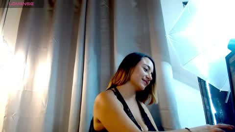 Snapshot of melisa_kooper chatting on 26, 6, 2026 meli online show from 26, 6, 2026