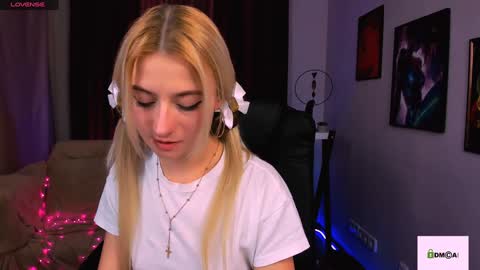 Melisa online show from 14, 12, 2024