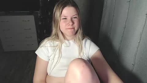 Melissa  Ray online show from 21, 1, 2025