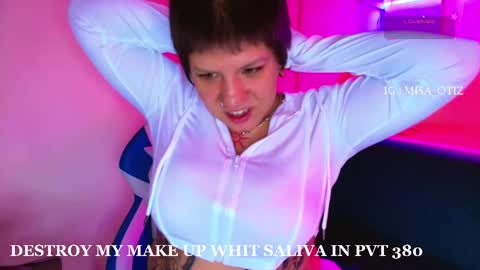 Lissa  online show from 9, 10, 2025