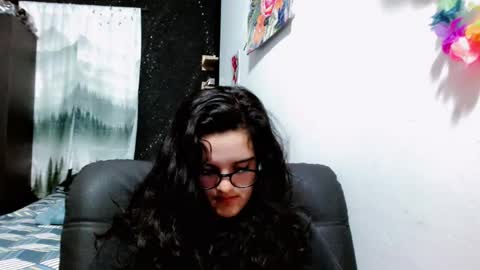 Snapshot of melissa_and_dany chatting on 2, 2, 2025 Melissas Corner online show from 2, 2, 2025