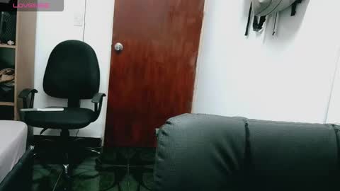 Snapshot of melissa_and_dany chatting on 28, 9, 2025 Melissas Corner online show from 28, 9, 2025