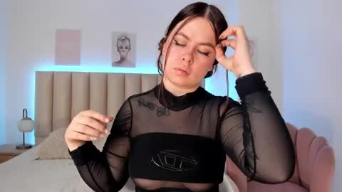 melissa_es online show from 8, 11, 2025