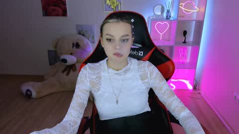 Melissa online show from 3, 2, 2025