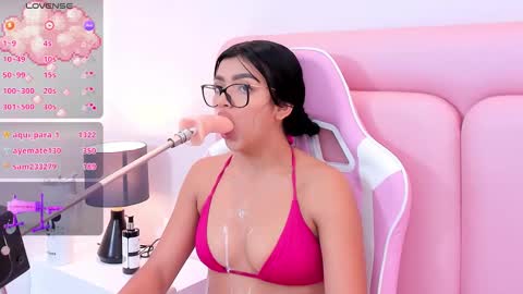 Snapshot of melissa_standfor chatting on 26, 2, 2025 Melissa online show from 26, 2, 2025