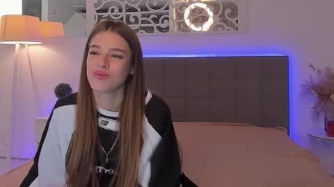Snapshot of melissacrayzy chatting on 12, 4, 2026 MelissaCrayzy online show from 12, 4, 2026
