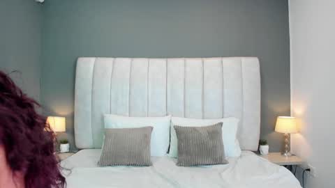 M E L I S S A  online show from 11, 1, 2025