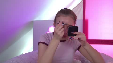 Snapshot of melissamelrey chatting on 7, 6, 2026 MelissaBerry online show from 7, 6, 2026