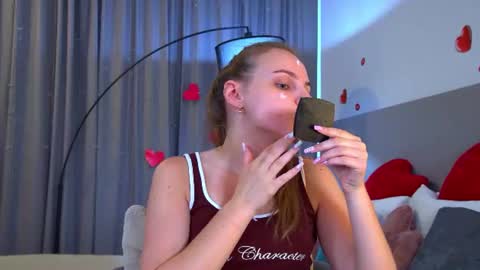 Snapshot of melissamelrey chatting on 9, 7, 2026 MelissaBerry online show from 9, 7, 2026