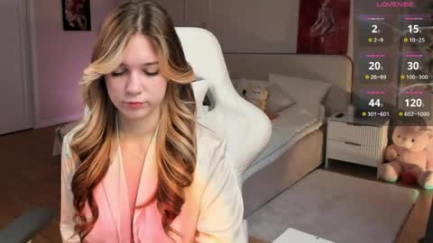 Snapshot of melissamiles chatting on 17, 5, 2026 melissamiles online show from 17, 5, 2026