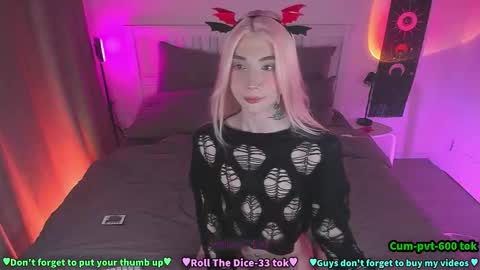 Melissa or abbreviated Mel or Lis online show from 23, 10, 2025