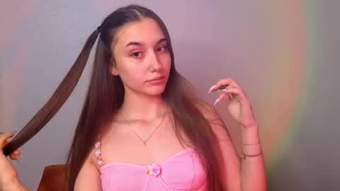 Snapshot of melissapristine chatting on 23, 11, 2025 Mel online show from 23, 11, 2025