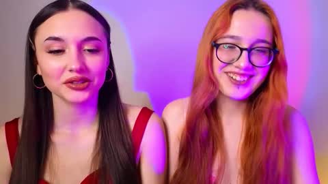 Snapshot of melissapristine chatting on 25, 11, 2025 Mel online show from 25, 11, 2025