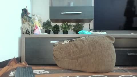 Snapshot of mellbell_ chatting on 10, 2, 2025 MellyMell online show from 10, 2, 2025