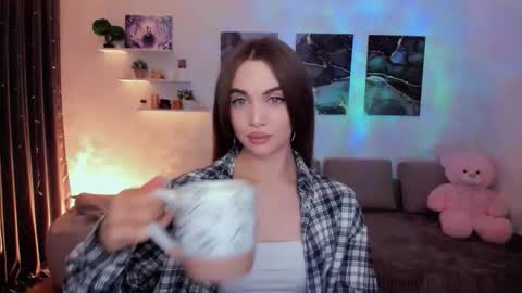 Tessa online show from 14, 12, 2025