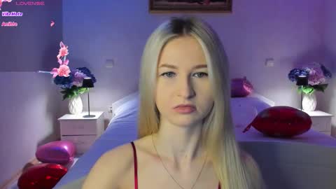 Snapshot of mellina_tey chatting on 14, 2, 2026 Mellina online show from 14, 2, 2026