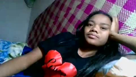 mellinah430167 online show from 24, 7, 2026