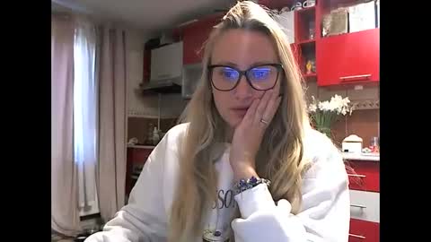 Melly online show from 16, 4, 2026