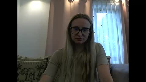 Melly online show from 6, 6, 2026