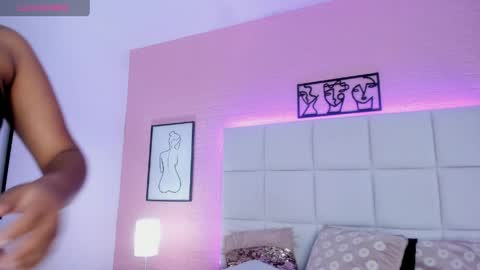 MELODDY PARKERR online show from 16, 4, 2026